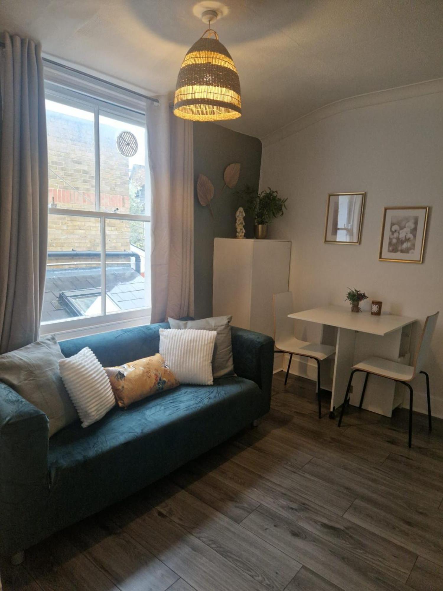 Вилла 46A Broughton Road Fulham Лондон Номер фото